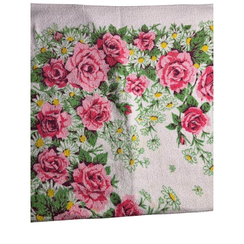 Vintage Pink Rose Daisy Floral Bath Towel Retro Cotton Terry Cloth Cottagecore